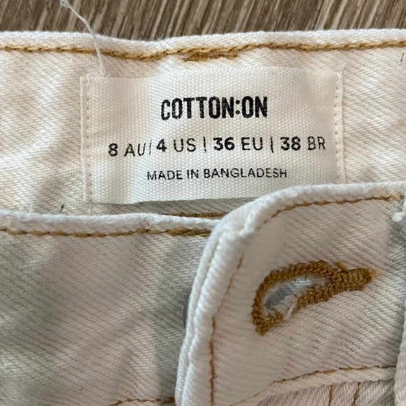 Cotton on high rise mom shorts white denim with contrast stitching 4 US - Picture 2 of 7
